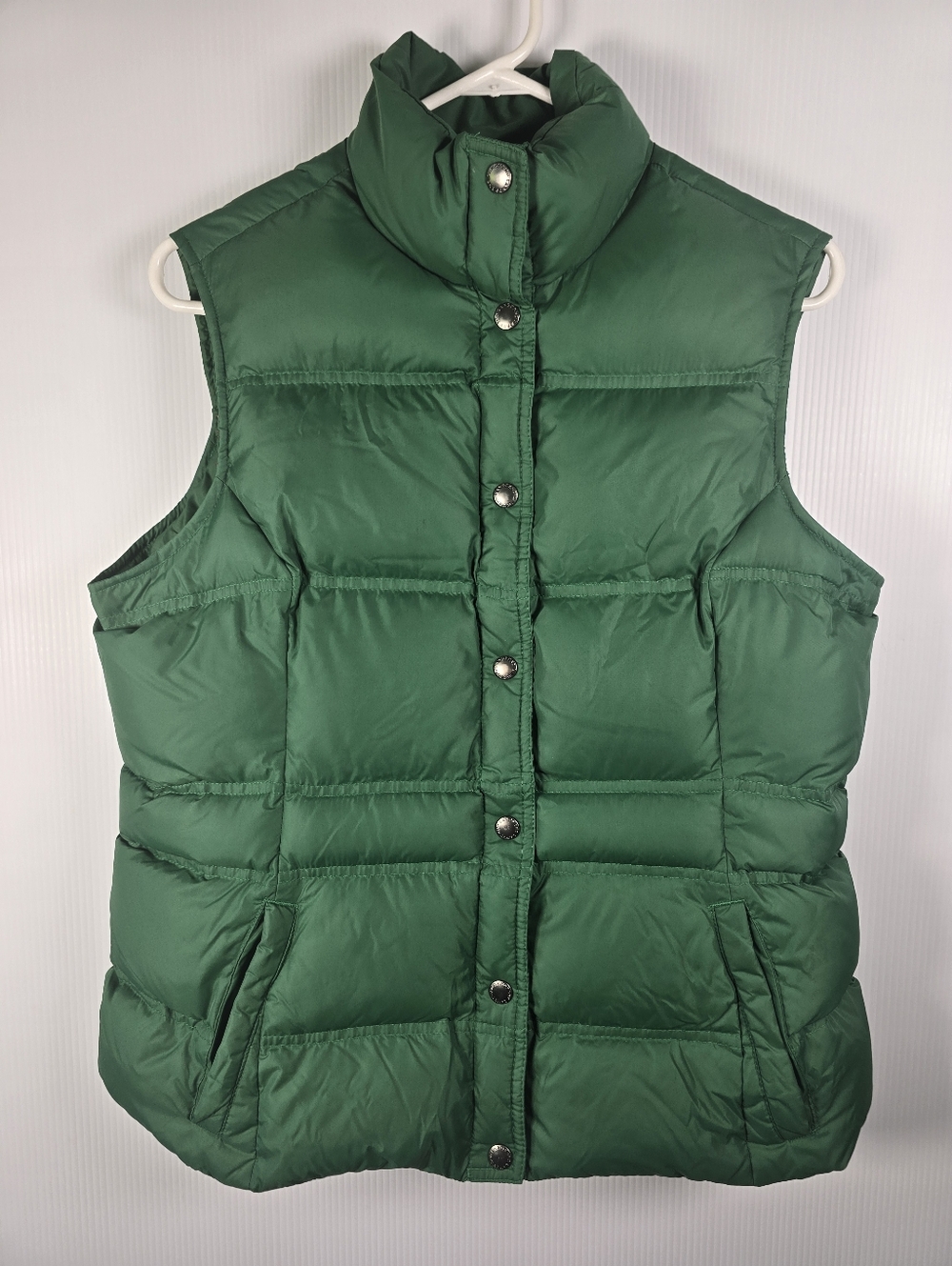 NWOT Lands' End Women's Apple Green Down Quilted Snap Puffer Vest Size M 10-12